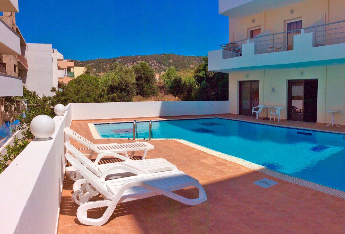 Iolkos Hotel Karpathos Ngoại thất bức ảnh